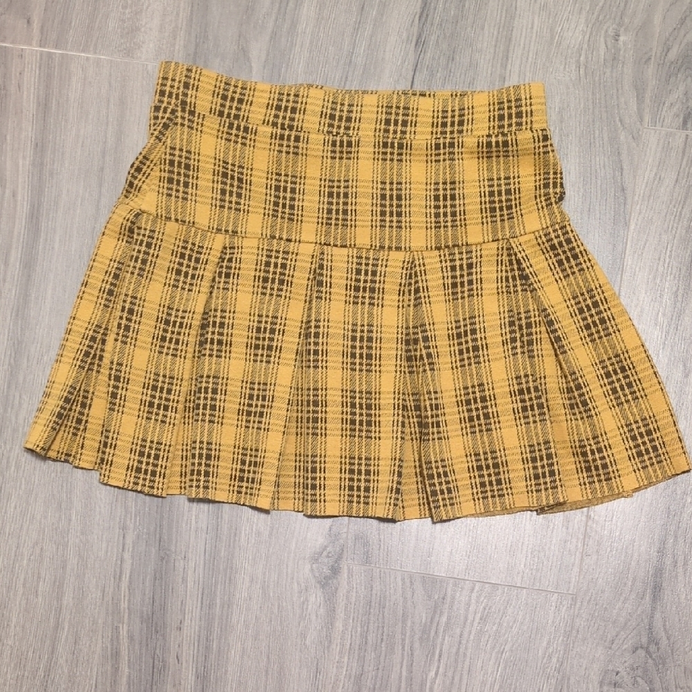 Forever 21 Plaid Yellow Skirt